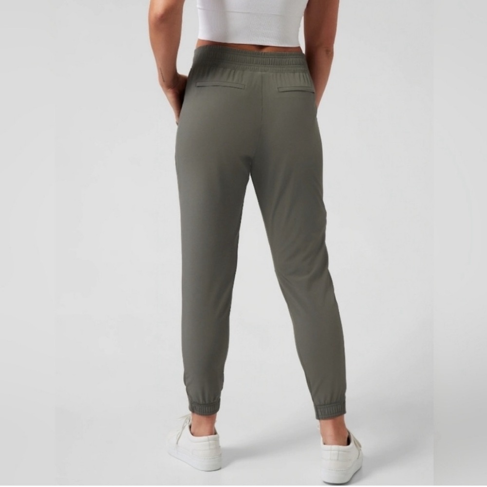 Athleta Sage black Jogger Pants